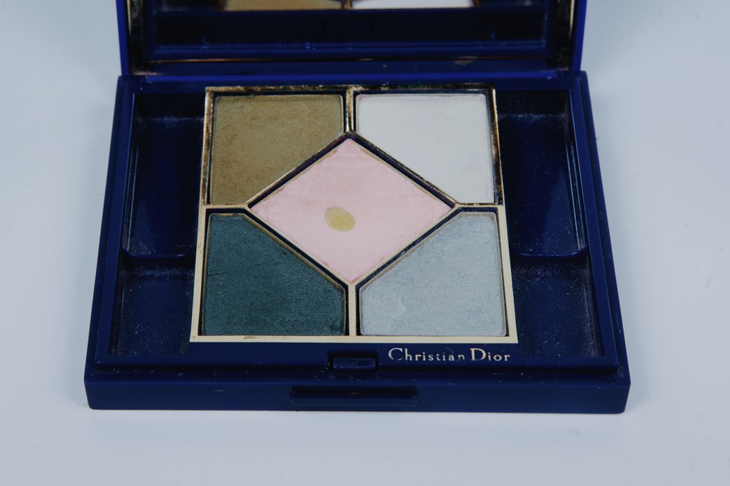 Paleta Dior abierta