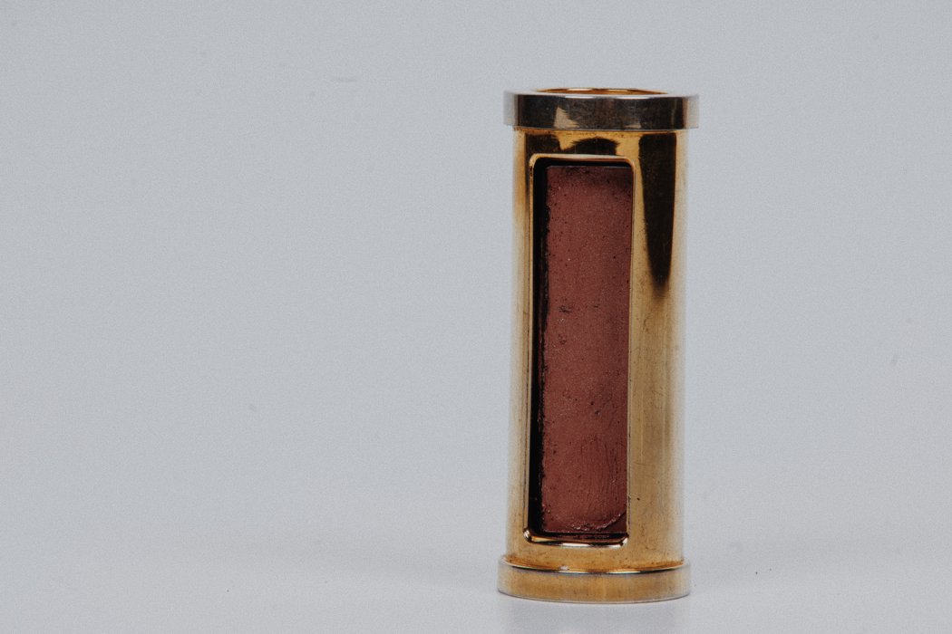 Labial dorado